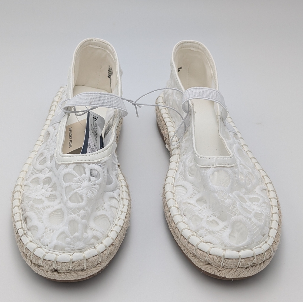 Ceilia by Universal Thread - White Flat